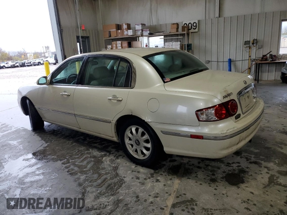 2004 Kia Amanti z VIN KNALD124145035031, wystawiony jako Copart lot #81294924 z przebiegiem 136 941 mil mil oraz Czysty tytuł • Clean title. Historia ofert i sprzedaży dostępna na DreamBid. Obrazek 2.