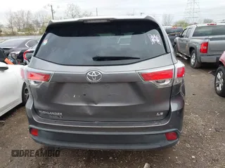 2014 Toyota Highlander LE z VIN 5TDZARFH8ES008504, wystawiony jako IAAI lot #41925955 z przebiegiem 198 292 mil mil oraz . Historia ofert i sprzedaży dostępna na DreamBid. Obrazek 16.