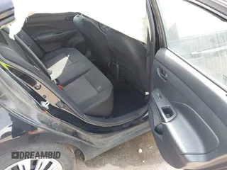2020 Nissan Versa S z VIN 3N1CN8DV7LL891451, wystawiony jako IAAI lot #41871961 z przebiegiem Nie podano mil oraz . Historia ofert i sprzedaży dostępna na DreamBid. Obrazek 8.