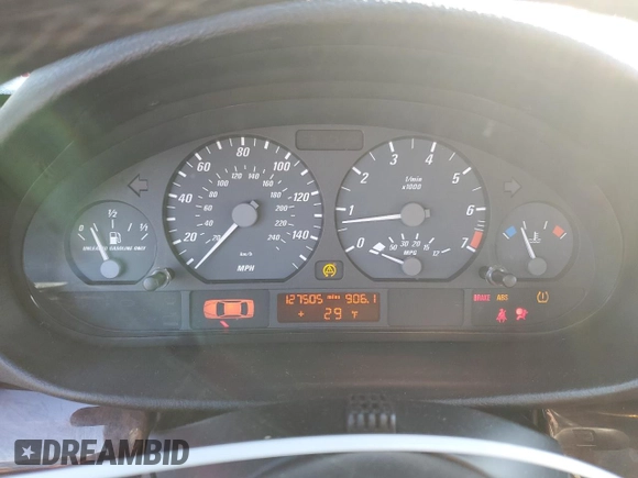 2006 BMW 3 Series 325Ci with VIN WBABW33466PG99531, listed as a Copart auction lot 44598935 with 127,505 mi miles and Salvage Title. Bid and sale history available at carsss.com. Image 9.