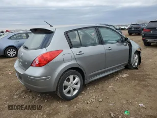 2012 Nissan Versa S z VIN 3N1BC1CP7CK804908, wystawiony jako Copart lot #50789765 z przebiegiem 125 322 mil mil oraz Szkody całkowita. Historia ofert i sprzedaży dostępna na DreamBid. Obrazek 3.