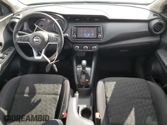 2022 Nissan Kicks S z VIN 3N1CP5BV6NL483232, wystawiony jako Copart lot #54557355 z przebiegiem 31 731 mil mil oraz Szkoda całkowita • Salvage title. Historia ofert i sprzedaży dostępna na DreamBid. Obrazek 8.