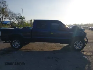 2005 Ford F-250 XL z VIN 1FTSW21505ED04887, wystawiony jako IAAI lot #41487895 z przebiegiem 175 414 mil mil oraz . Historia ofert i sprzedaży dostępna na DreamBid. Obrazek 13.