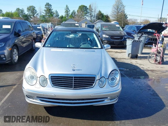 2006 Mercedes-Benz E-Class 3.5L with VIN WDBUF56J46A871031, listed as a IAAI auction lot 41892688 with 1 mi miles. Bid and sale history available at carsss.com. Image 12.