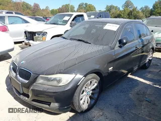 2011 BMW 3 Series 328i xDrive with VIN WBAPK5G53BNN25368, listed as a IAAI auction lot 40674658 with 193,207 mi miles and . Bid and sale history available at carsss.com. Image 2.