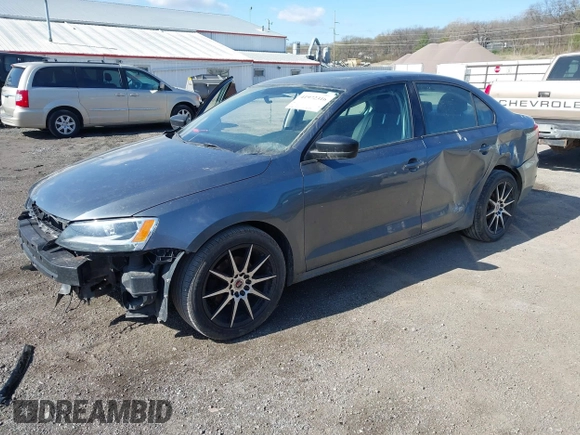 2012 Volkswagen Jetta S с VIN 3VW2K7AJ2CM417329, выставлен на аукционе IAAI как лот 41972316 с пробегом 200 299 миль миль и . История ставок и продаж доступна на DreamBid. Изображение 2.