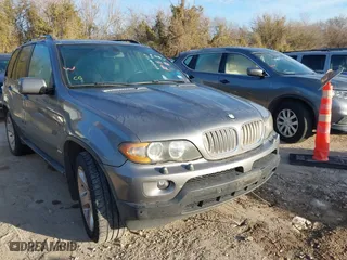 2005 BMW X5 4.4i with VIN 5UXFB53565LV17994, listed as a IAAI auction lot 41326489 with 145,857 mi miles. Bid and sale history available at carsss.com. Image 1.