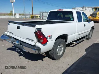2004 Chevrolet Silverado 1500 with VIN 1GCEK19T44E178845, listed as a IAAI auction lot 41879357 with 133,008 mi miles and . Bid and sale history available at DreamBid. Image 4.