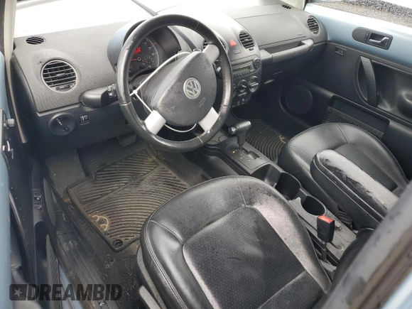 2009 Volkswagen Beetle S with VIN 3VWRG31C29M507454, listed as a Copart auction lot 57183725 with 123,356 mi miles and Salvage title. Bid and sale history available at DreamBid. Image 8.