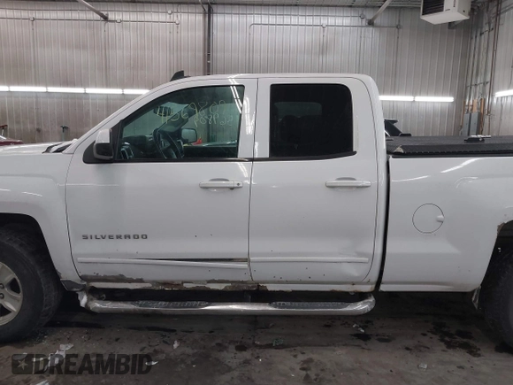 2015 Chevrolet Silverado 1500 LT with VIN 1GCVKREC5FZ175730, listed as a IAAI auction lot 41569809 with 200,755 mi miles. Bid and sale history available at carsss.com. Image 14.