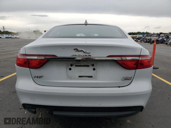 2018 Jaguar XF с VIN SAJBJ4FNXJCY56259, выставлен на аукционе Copart как лот 61969825 с пробегом 129 273 миль миль и Чистый • Clean title. История ставок и продаж доступна на DreamBid. Изображение 6.