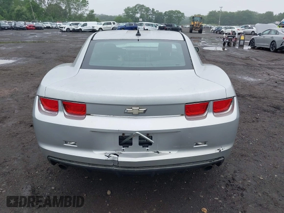 2011 Chevrolet Camaro 1LT with VIN 2G1FB1ED8B9208084, listed as a IAAI auction lot 42523897 with 112,894 mi miles and . Bid and sale history available at DreamBid. Image 16.