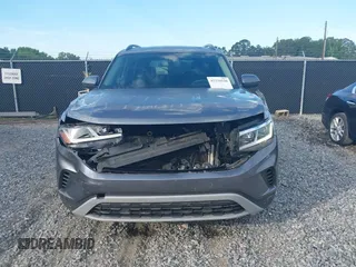 2022 Volkswagen Atlas SE with VIN 1V2JR2CA6NC518824, listed as a IAAI auction lot 42334150 with 88,184 mi miles and . Bid and sale history available at DreamBid. Image 12.