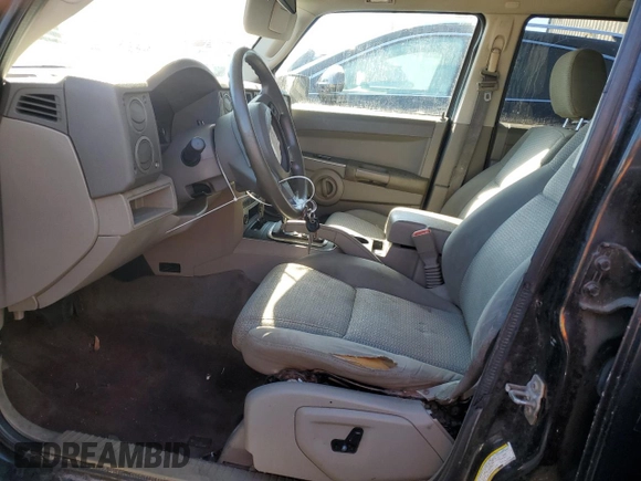 2006 Jeep Commander с VIN 1J8HH48K16C106515, выставлен на аукционе Copart как лот 82670514 с пробегом 232 689 миль миль и Списание • Salvage title. История ставок и продаж доступна на DreamBid. Изображение 7.