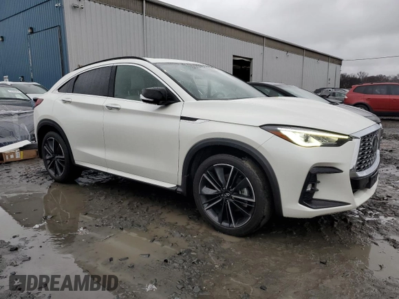 2023 Infiniti QX55 Luxe z VIN 3PCAJ5JR1PF106870, wystawiony jako Copart lot #82974974 z przebiegiem 24 001 mil mil oraz Szkoda całkowita • Salvage title. Historia ofert i sprzedaży dostępna na DreamBid. Obrazek 4.