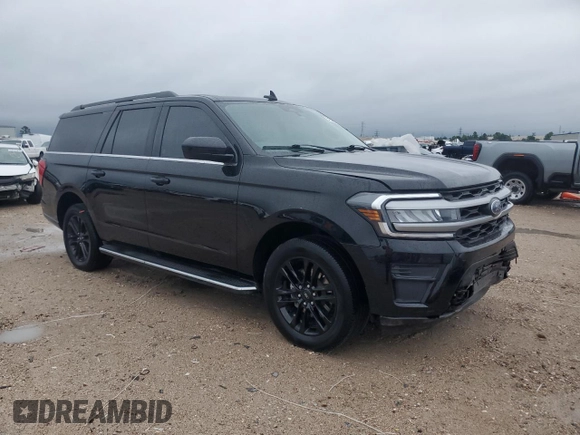 2022 Ford Expedition Max XLT z VIN 1FMJK1HT4NEA49078, wystawiony jako Copart lot #54010435 z przebiegiem 49 055 mil mil oraz Szkoda całkowita • Salvage title. Historia ofert i sprzedaży dostępna na DreamBid. Obrazek 4.