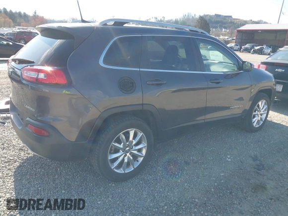 2016 Jeep Cherokee Limited with VIN 1C4PJMDB9GW321735, listed as a IAAI auction lot 41886999 with 62,604 mi miles. Bid and sale history available at carsss.com. Image 4.