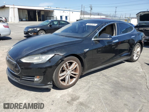 2013 Tesla Model S with VIN 5YJSA1CN6DFP10661, listed as a Copart auction lot 53832675 with 150,500 mi miles and Salvage Title. Bid and sale history available at carsss.com. Image 1.