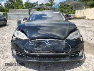 2013 Tesla Model S Performance с VIN 5YJSA1CP8DFP20786, выставлен на аукционе Copart как лот 61035395 с пробегом 140 119 миль миль и Списание • Salvage title. История ставок и продаж доступна на DreamBid. Изображение 5.