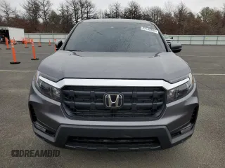 2024 Honda Ridgeline RTL with VIN 5FPYK3F54RB016029, listed as a Copart auction lot 82542864 with 6,745 mi miles and Salvage title. Bid and sale history available at DreamBid. Image 5.