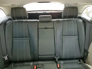2018 Land Rover Range Rover Velar S с VIN SALYB2RV1JA749613, выставлен на аукционе Copart как лот 57443005 с пробегом 126 321 миль миль и Списание • Salvage title. История ставок и продаж доступна на DreamBid. Изображение 10.