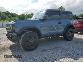 2024 Ford Bronco Black Diamond z VIN 1FMDE1AH5RLB15973, wystawiony jako Copart lot #58851855 z przebiegiem 2 752 mil mil oraz Szkoda całkowita • Salvage title. Historia ofert i sprzedaży dostępna na DreamBid. Obrazek 1.