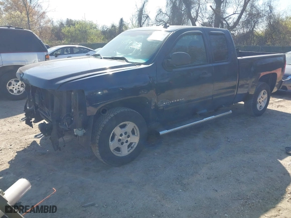 2011 Chevrolet Silverado 1500 LT with VIN 1GCRCSE04BZ376640, listed as a IAAI auction lot 41989430 with 199,355 mi miles. Bid and sale history available at carsss.com. Image 18.