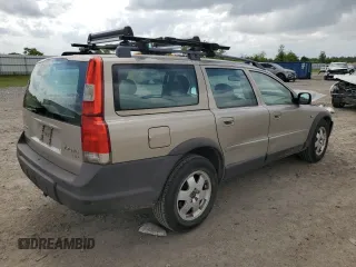 2002 Volvo V70 with VIN YV1SZ58D821075359, listed as a Copart auction lot 54994675 with 146,070 mi miles and Salvage title. Bid and sale history available at DreamBid. Image 3.