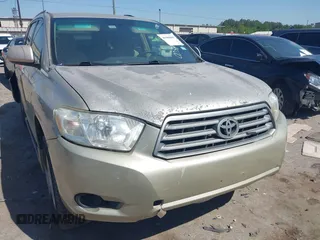2008 Toyota Highlander with VIN JTEDS41A682040038, listed as a IAAI auction lot 41988008 with 195,227 mi miles and . Bid and sale history available at DreamBid. Image 1.