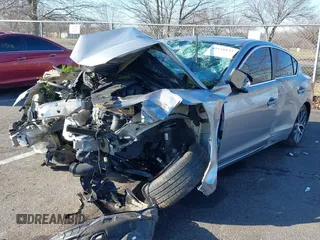 2021 Acura ILX w/Premium Package with VIN 19UDE2F76MA001481, listed as a IAAI auction lot 41128123 with 41,409 mi miles. Bid and sale history available at carsss.com. Image 2.