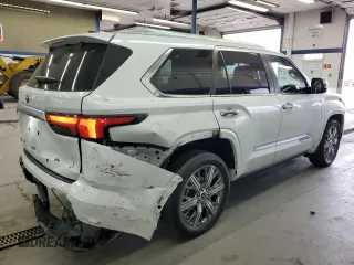 2024 Toyota Sequoia SR5 with VIN 7SVAAABA5RX026603, listed as a Copart auction lot 76346654 with 14,644 mi miles and Salvage Title. Bid and sale history available at carsss.com. Image 3.