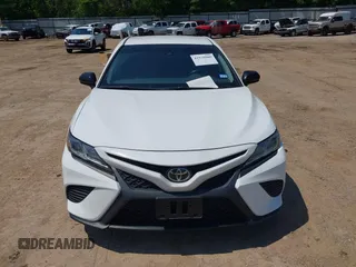 2019 Toyota Camry LE z VIN 4T1B11HK6KU266275, wystawiony jako IAAI lot #41978900 z przebiegiem 84 202 mil mil oraz . Historia ofert i sprzedaży dostępna na DreamBid. Obrazek 12.