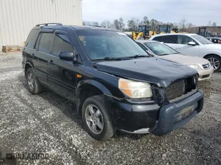 2007 Honda Pilot EX-L with VIN 5FNYF28557B037747, listed as a Copart auction lot 43021495 with 199,402 mi miles and Salvage Title. Bid and sale history available at carsss.com. Image 4.