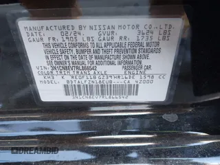 2024 Nissan Versa SV z VIN 3N1CN8EV7RL866542, wystawiony jako IAAI lot #41331827 z przebiegiem 907 mil mil oraz . Historia ofert i sprzedaży dostępna na DreamBid. Obrazek 9.