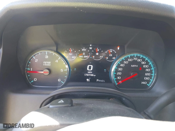 2018 Chevrolet Tahoe Premier with VIN 1GNSCCKC2JR166582, listed as a IAAI auction lot 41538596 with 178,748 mi miles. Bid and sale history available at carsss.com. Image 7.