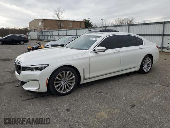 2020 BMW 7 Series 740i with VIN WBA7T2C02LCE43427, listed as a Copart auction lot 84253634 with 61,180 mi miles and Salvage Title. Bid and sale history available at carsss.com. Image 1.