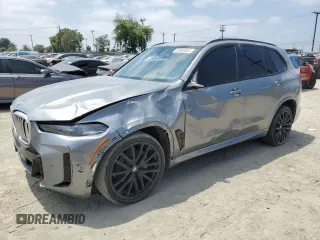 2024 BMW X5 xDrive40i z VIN 5UX23EU07R9T54418, wystawiony jako Copart lot #58960045 z przebiegiem 23 591 mil mil oraz Tytuł czysty. Historia ofert i sprzedaży dostępna na DreamBid. Obrazek 1.