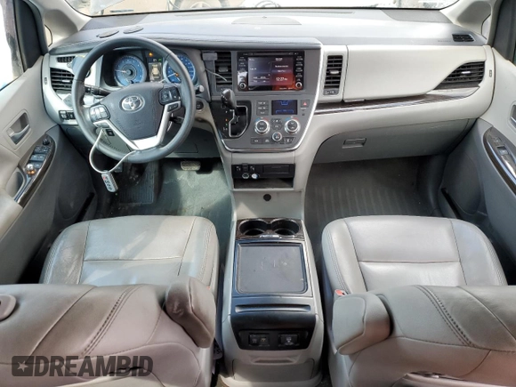 2019 Toyota Sienna XLE Auto Access Seat with VIN 5TDYZ3DC9KS019158, listed as a Copart auction lot 46641975 with 304,551 mi miles and Salvage Title. Bid and sale history available at carsss.com. Image 8.