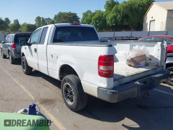 2007 Ford F-150 XLT with VIN 1FTPX14527KD42148, listed as a IAAI auction lot 42077816 with 267,360 mi miles. Bid and sale history available at carsss.com. Image 3.