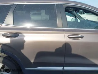 2019 Hyundai Santa Fe SE with VIN 5NMS23AD3KH117001, listed as a IAAI auction lot 41898888 with 108,418 mi miles. Bid and sale history available at carsss.com. Image 13.
