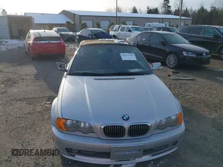 2001 BMW 3 Series 330Ci with VIN WBABS53421JU82591, listed as a IAAI auction lot 41277310 with 99,109 mi miles. Bid and sale history available at carsss.com. Image 6.