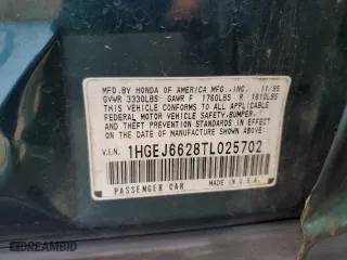1996 Honda Civic DX with VIN 1HGEJ6628TL025702, listed as a Copart auction lot 50089245 with 164,733 mi miles and Salvage Title. Bid and sale history available at carsss.com. Image 13.