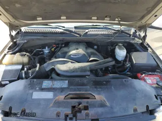 2003 GMC Yukon Denali with VIN 1GKEK63U13J255146, listed as a Copart auction lot 53694665 with 256,523 mi miles and Salvage Title. Bid and sale history available at carsss.com. Image 12.
