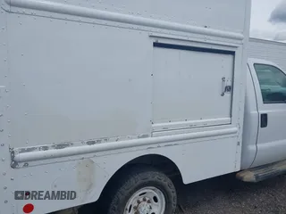 2015 Ford F-250 XL with VIN 1FDBF2B67FED21660, listed as a IAAI auction lot 42014093 with 560,205 mi miles and . Bid and sale history available at DreamBid. Image 6.