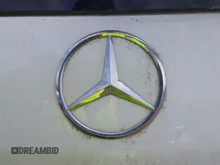 2016 Mercedes-Benz GL with VIN 4JGDF6EE1GA620802, listed as a IAAI auction lot 41706801 with 110,367 mi miles. Bid and sale history available at carsss.com. Image 6.