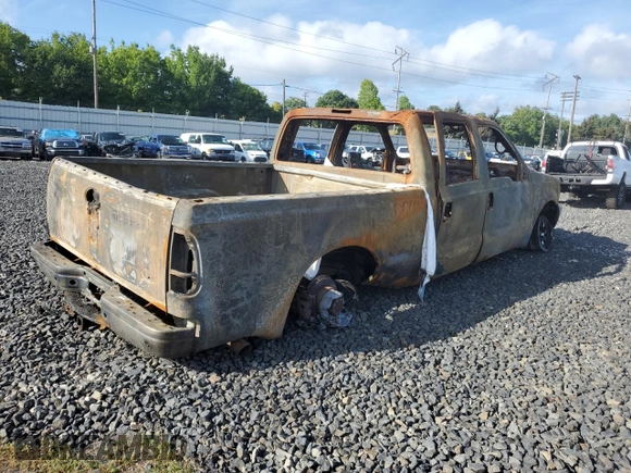 2002 Ford F-250 XL with VIN 1FTNW20S42EC74003, listed as a Copart auction lot 79458154 with Not Provided miles and Salvage Title. Bid and sale history available at DreamBid. Image 3.