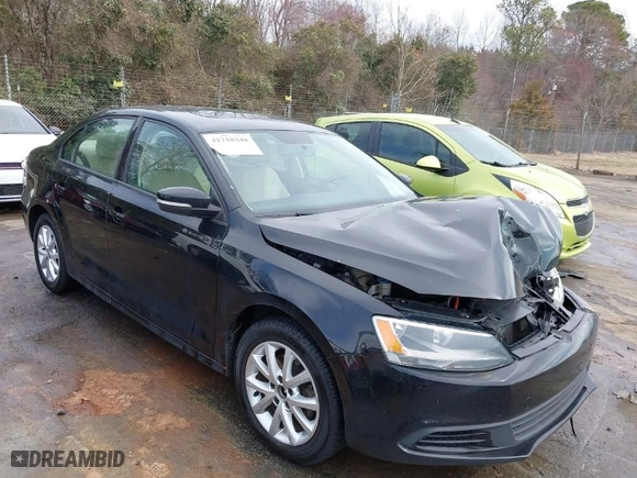 2011 Volkswagen Jetta Sedan SE with VIN 3VWBX7AJ3BM328689, listed as a IAAI auction lot 41710348 with NaN miles. Bid and sale history available at carsss.com. Image 1.