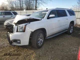 2015 GMC Yukon XL SLT with VIN 1GKS1HKC4FR139634, listed as a Copart auction lot 42974045 with 0 mi miles and Salvage Title. Bid and sale history available at carsss.com. Image 1.
