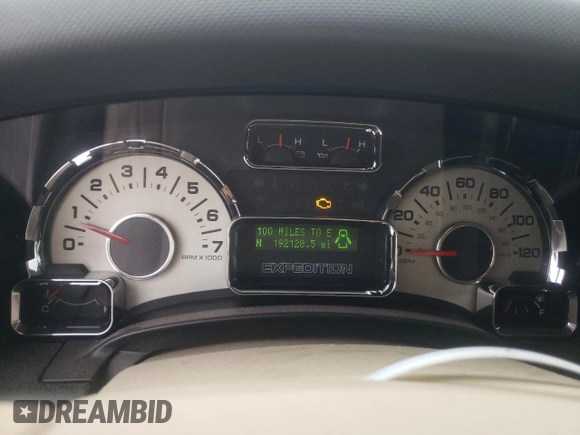 2013 Ford Expedition Max XLT with VIN 1FMJK1J57DEF46670, listed as a Copart auction lot 51214225 with 192,128 mi miles and Clean title. Bid and sale history available at DreamBid. Image 9.