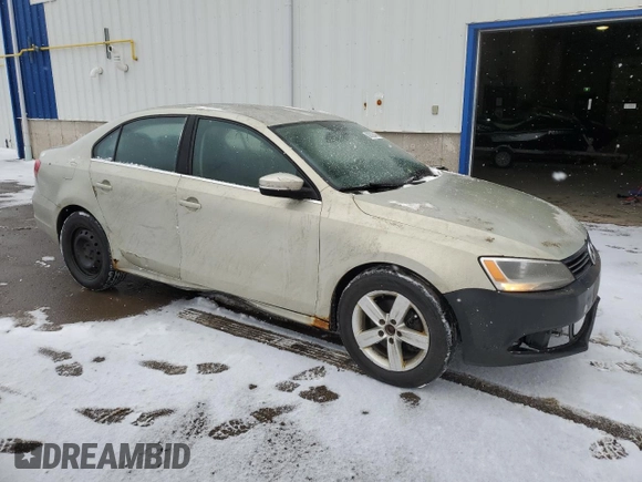 2011 Volkswagen Jetta z VIN 3VWWL7AJXBM065484, wystawiony jako Copart lot #88326445 z przebiegiem 248 995 mil mil oraz Czysty tytuł • Clean title. Historia ofert i sprzedaży dostępna na DreamBid. Obrazek 4.